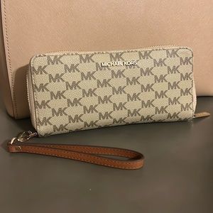 Michael Kors Large Logo Zipper Wallet